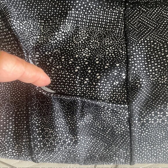 lululemon Fast and Free 7/8 Black and White Women's Leggings - Picture 10 of 13